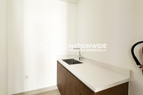 Villa til salg i Abu Dhabi, UAE 5 soveværelser, 646 kvm № 659645 - foto 11