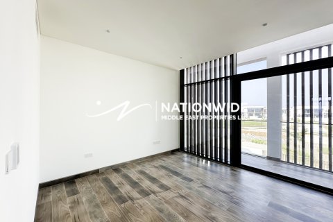 Villa til salg i Abu Dhabi, UAE 5 soveværelser, 646 kvm № 659645 - foto 13