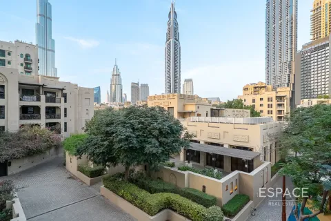 Apartament në Downtown Dubai (Downtown Burj Dubai), Emiratet e Bashkuara Arabe 2 dhoma gjumi, 113 m2. № 649757 - Foto 14