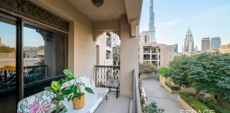 Apartament në Downtown Dubai (Downtown Burj Dubai), Emiratet e Bashkuara Arabe 2 dhoma gjumi, 113 m2. № 649757