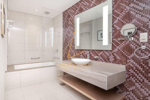 Apartamento en venta en Business Bay, Dubai, EAU 1 dormitorio, 86 m2 № 722251 - foto 11