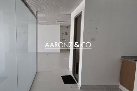 Büroraum zur Miete in Jumeirah Lake Towers, Dubai, VAE 105 m2 Nr. 677159 - Foto 9