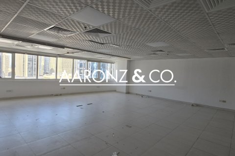 Зняти в оренду офіс в Джумейра Лейк Тауэрс, Дубай, ОАЕ 105м2, № 677159 - фото 3