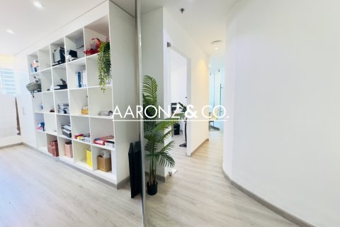 Büroraum zur Miete in Business Bay, Dubai, VAE 109 m2 Nr. 677157 - Foto 15