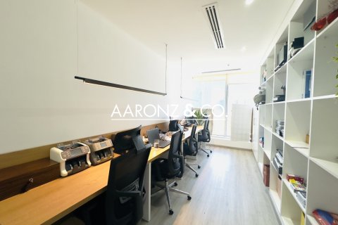 Büroraum zur Miete in Business Bay, Dubai, VAE 109 m2 Nr. 677157 - Foto 3