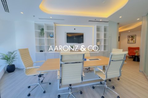 Büroraum zur Miete in Business Bay, Dubai, VAE 109 m2 Nr. 677157 - Foto 11