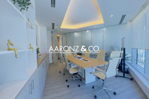Büroraum zur Miete in Business Bay, Dubai, VAE 109 m2 Nr. 677157 - Foto 6