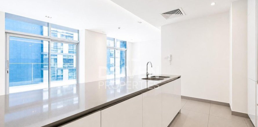Квартира в City Walk, Дубай, ОАЭ 2 спальни, 161.84м2 № 768584