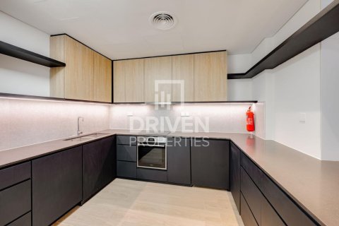 Apartmán v Umm Suqeim, Dubai, SAE 2 spálne, 124.95 m2 č. 768586 - Fotografia 17