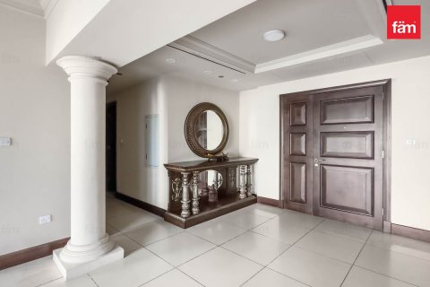 Střešní byt v Palm Jumeirah, Dubai, SAE 3 ložnice, 366.5 m² Č.: 630283 - fotografie 17
