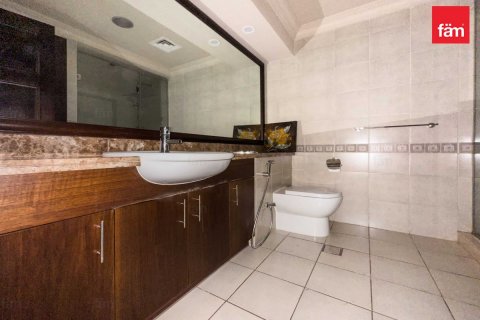 Střešní byt v Palm Jumeirah, Dubai, SAE 3 ložnice, 366.5 m² Č.: 630283 - fotografie 19