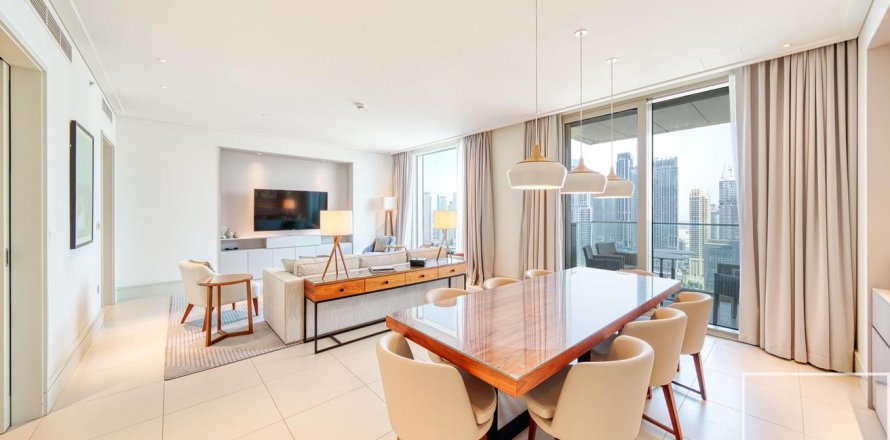 Apartament în Downtown Dubai (Downtown Burj Dubai), Dubai, EAU 3 dormitoare, 184 mp. №641035