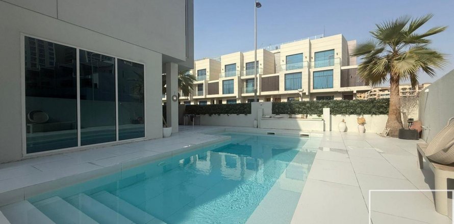 Jumeirah Village Circle、Dubai、UAEにあるヴィラ 4ベッドルーム、334 m2 No641029