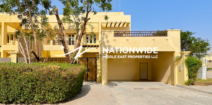 Abu Dhabi、UAEにあるヴィラ 3ベッドルーム、467 m2 No659767