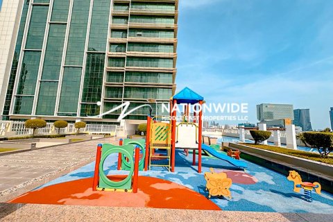 Appartamento in vendita a Abu Dhabi, EAU 2 camere da letto, 135 mq. № 659771 - foto 12