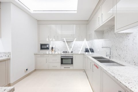 Apartment sa Downtown Dubai (Downtown Burj Dubai), UAE 2 silid-tulugan, 123.46 sq.m. № 637690 - larawan 13