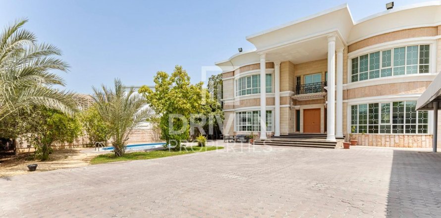 Villa in Al Barsha, Dubai, VAE 6 slaapkamers, 1393.55 vr.m. nr 757145