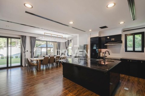 Villa para arrendamento em Arabian Ranches 2, Dubai, EAU 6 quartos, 760.78 m2 № 757144 - foto 10