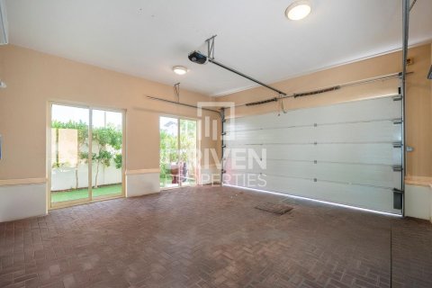 Villa para arrendamento em Arabian Ranches 2, Dubai, EAU 6 quartos, 760.78 m2 № 757144 - foto 29