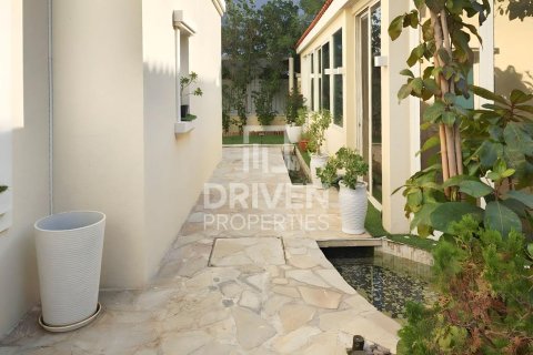 Vila di Jumeirah Village Circle, Dubai, UAE 3 bilik tidur, 362.32 meter persegi № 757141 - foto 11