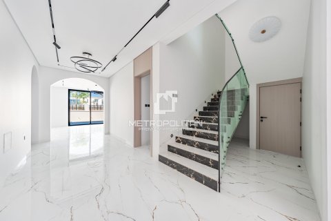 Willa na sprzedaż w Al Furjan, Dubai, ZEA 5 sypialnie, 520 mkw., nr 665259 - zdjęcie 13