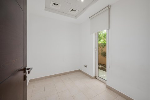 Vilë në Jumeirah Golf Estates, Dubai, Emiratet e Bashkuara Arabe 5 dhoma gjumi, 749.27 m2. № 764297 - Foto 18