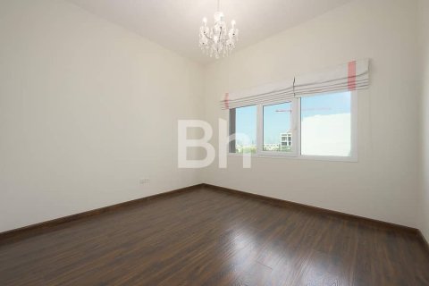 Appartement à vendre à  Jumeirah Village Triangle, Dubai, EAU 2 chambres, 167 m2 № 643882 - photo 14