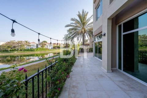 Villa uthyres i Jumeirah Islands, Dubai, UAE 4 sovrum, 819 kvm Nr. 643884 - fotografi 2