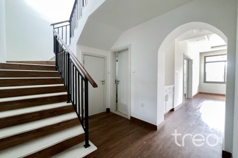 Üürile anda villa asukohaga Town Square, Dubai, AÜE: 4 magamistoaga, 264.68 m² Nr 733655 - pilt 3
