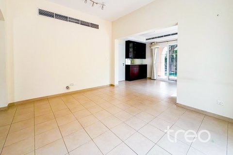 Villa sa Arabian Ranches, Dubai, UAE 3 silid-tulugan, 254.28 sq.m. № 733654 - larawan 2