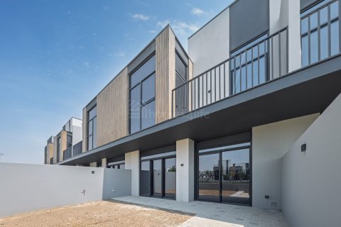Kuća u nizu u Mudon, Dubai, UAE 218 m2, 3 spavaćih soba Br. 714144