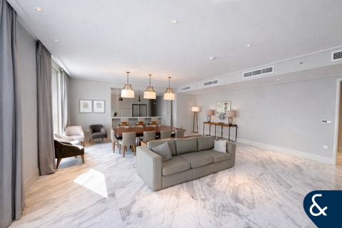 آپارتمان برای فروش در  Downtown Dubai (Downtown Burj Dubai)، Dubai، امارات متحده عربی  4 خوابه ، 261 متر مربع ، شماره 698415 - تصویر 3