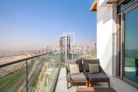 Apartment til salg i Business Bay, Dubai, UAE 1 soveværelse, 111.67 kvm № 755949 - foto 14