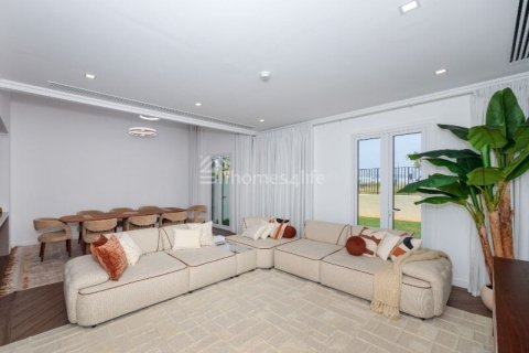 Villa til salgs i Jumeirah, Dubai, Emiratene 4 soverom, 368 kvm Nr. 678859 - Foto 6