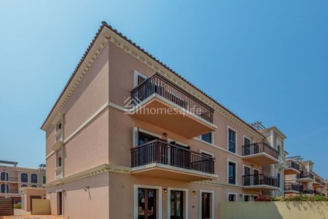 Huvila Jumeirah, Dubai, Arabiemiraatit 4 makuuhuonetta, 368 m2 № 678859