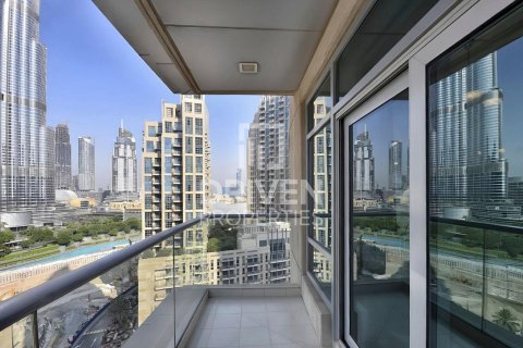 Appartement à vendre à  Downtown Dubai (Downtown Burj Dubai), Dubai, EAU 2 chambres, 120 m2 № 682861 - photo 2