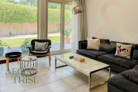 Villa itt: Arabian Ranches, Dubai, EAE, 5 hálószoba, 868 m², azonosító: 648456 - fénykép 5