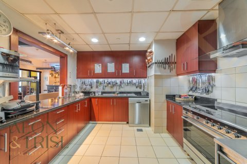 Apartmán v Jumeirah Beach Residence, Dubai, SAE 4 spálne, 252 m2 č. 648457 - Fotografia 1