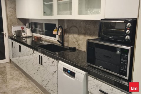 Rumah bandar di Dubai, UAE 3 bilik tidur, 264 meter persegi № 644923 - foto 12