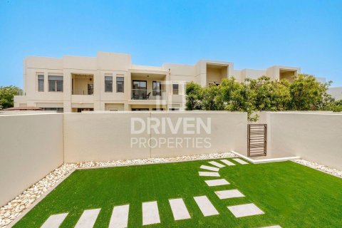 Üürile anda villa asukohaga Reem, Dubai, AÜE: 3 magamistoaga, 220.27 m² Nr 746805 - pilt 17