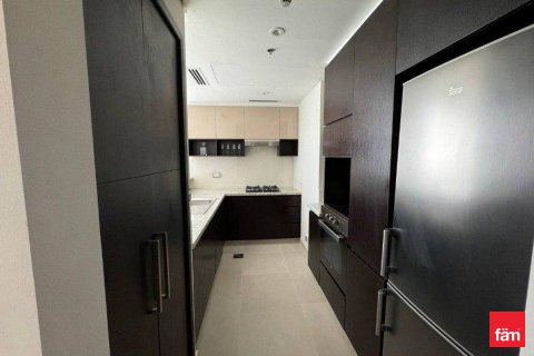 Lägenhet till försäljning i Dubai, UAE 1 sovrum, 75 kvm Nr. 720368 - fotografi 3