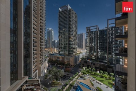 Huoneisto Downtown Dubai (Downtown Burj Dubai), Arabiemiraatit 2 makuuhuonetta, 161.4 m2 № 720369 - kuva 13