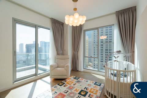 Apartment in Dubai Marina, Dubai, UAE 2 bedrooms, 124 sq.m. № 688528 - photo 9