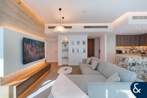 Apartment in Dubai Marina, Dubai, UAE 2 bedrooms, 124 sq.m. № 688528 - photo 4