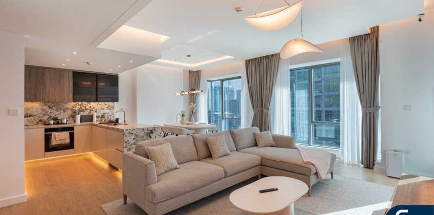 Apartment in Dubai Marina, Dubai, UAE 2 bedrooms, 124 sq.m. № 688528