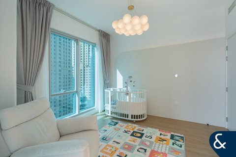 Apartment in Dubai Marina, Dubai, UAE 2 bedrooms, 124 sq.m. № 688528 - photo 10