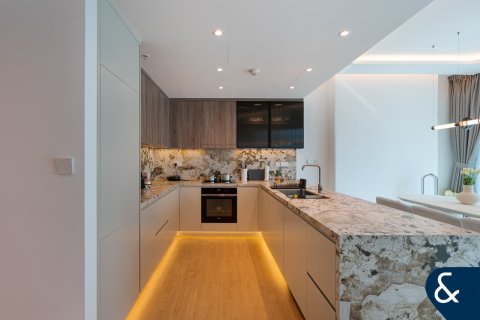 Apartment in Dubai Marina, Dubai, UAE 2 bedrooms, 124 sq.m. № 688528 - photo 5