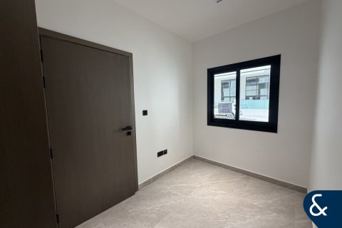 Jumeirah Village Circle, Dubai, UAE의 임대용 빌라 침실 4개, 27제곱미터 번호 688523 - 사진 14