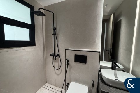 Jumeirah Village Circle, Dubai, UAE의 임대용 빌라 침실 4개, 27제곱미터 번호 688523 - 사진 16