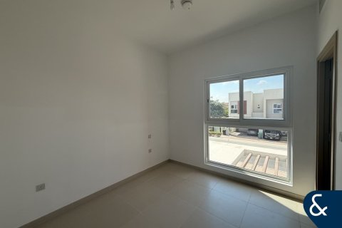 Shtëpi në qytet në Dubai Land, Dubai, Emiratet e Bashkuara Arabe 3 dhoma gjumi, 179 m2. № 688527 - Foto 14